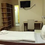 Arkadia Hotel 2*