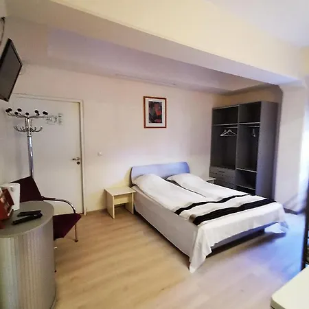 Arkadia Hotel&hostel