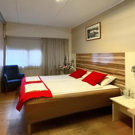 Hotel Arkadia & 2*