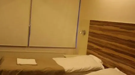 Arkadia Hotel 2*