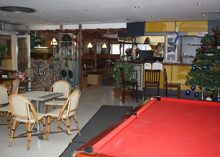 Arkadia Hotel&hostel Hotel 2*