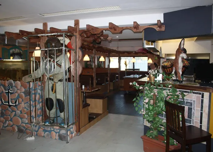 Arkadia Hotel&hostel Hotel 2*